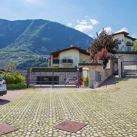 Love Garda Lake Riva del Garda Luaran gambar